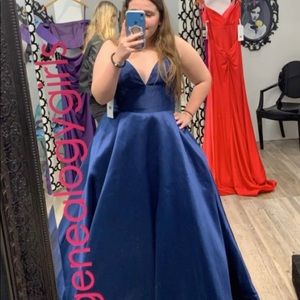 Sherri Hill Navy blue dress